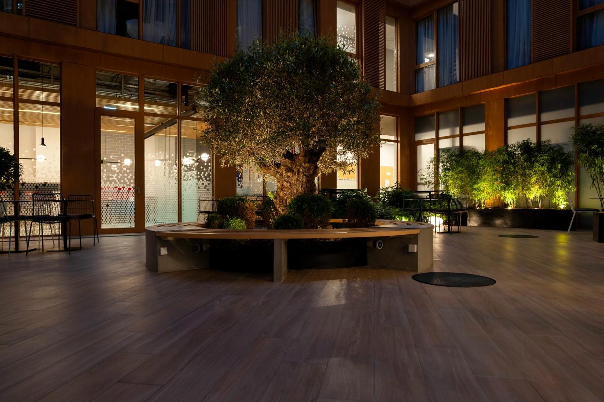 Holiday Inn Express Tbilisi Avlabari By Ihg Luaran gambar